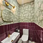 Scenic Views - A Stylish Getaway In *