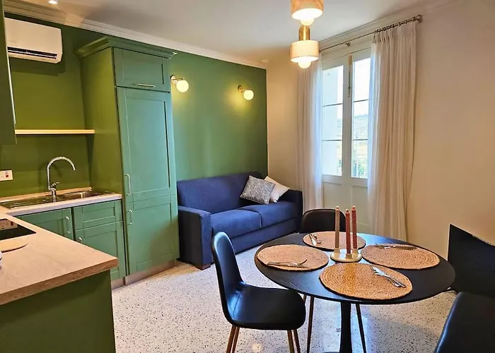 Case de vacanță Scenic Views - A Stylish Getaway In