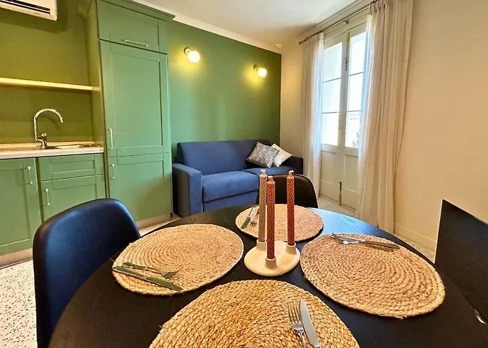 Scenic Views - A Stylish Getaway In